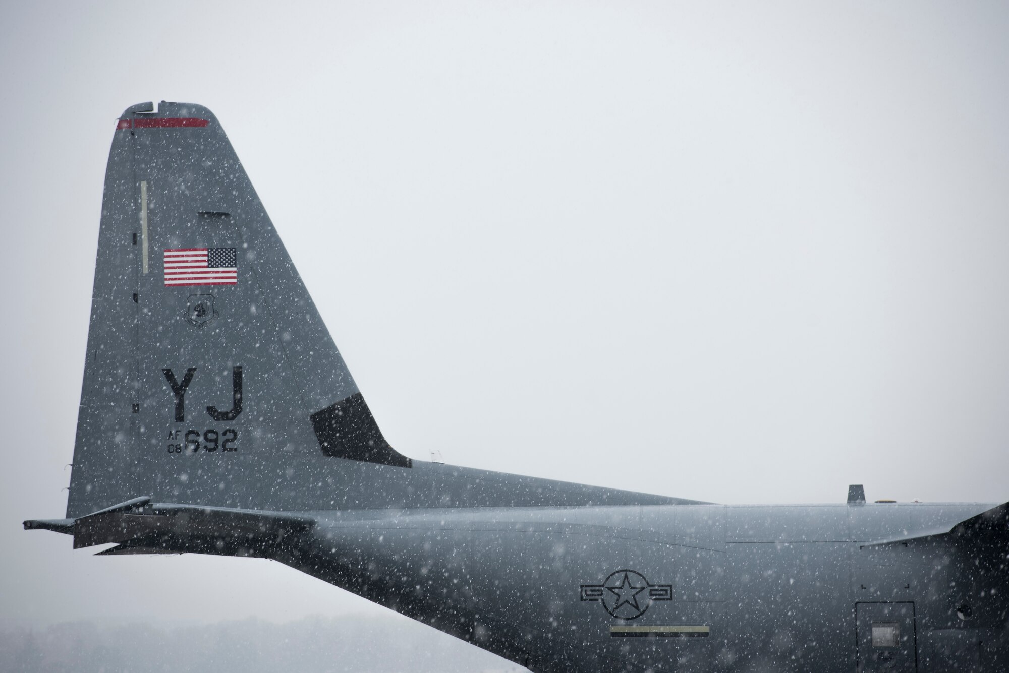 Snowfall in Yokota