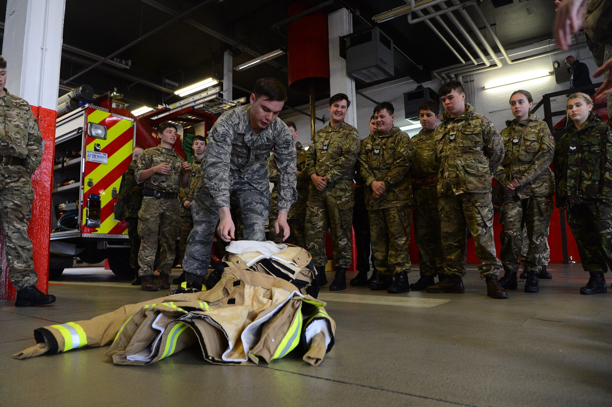 RAF cadets visit Spangdaglem Air Base