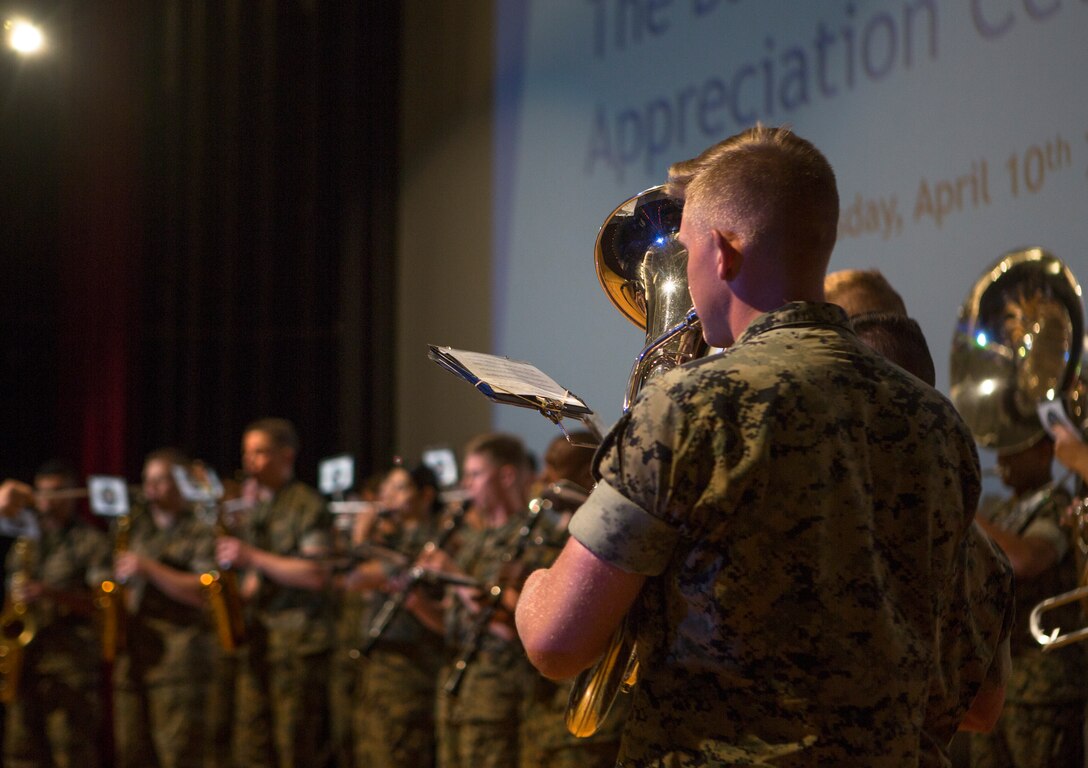 The 3rd Marine Aircraft Wing band performs during the Marine Corps Air Station Miramar volunteer awards ceremony at MCAS Miramar, Calif., April 10. MCAS Miramar hosted this event to recognize and reward volunteers for their time and efforts. (U.S. Marine Corps photo by Sgt. Becky Cleveland)