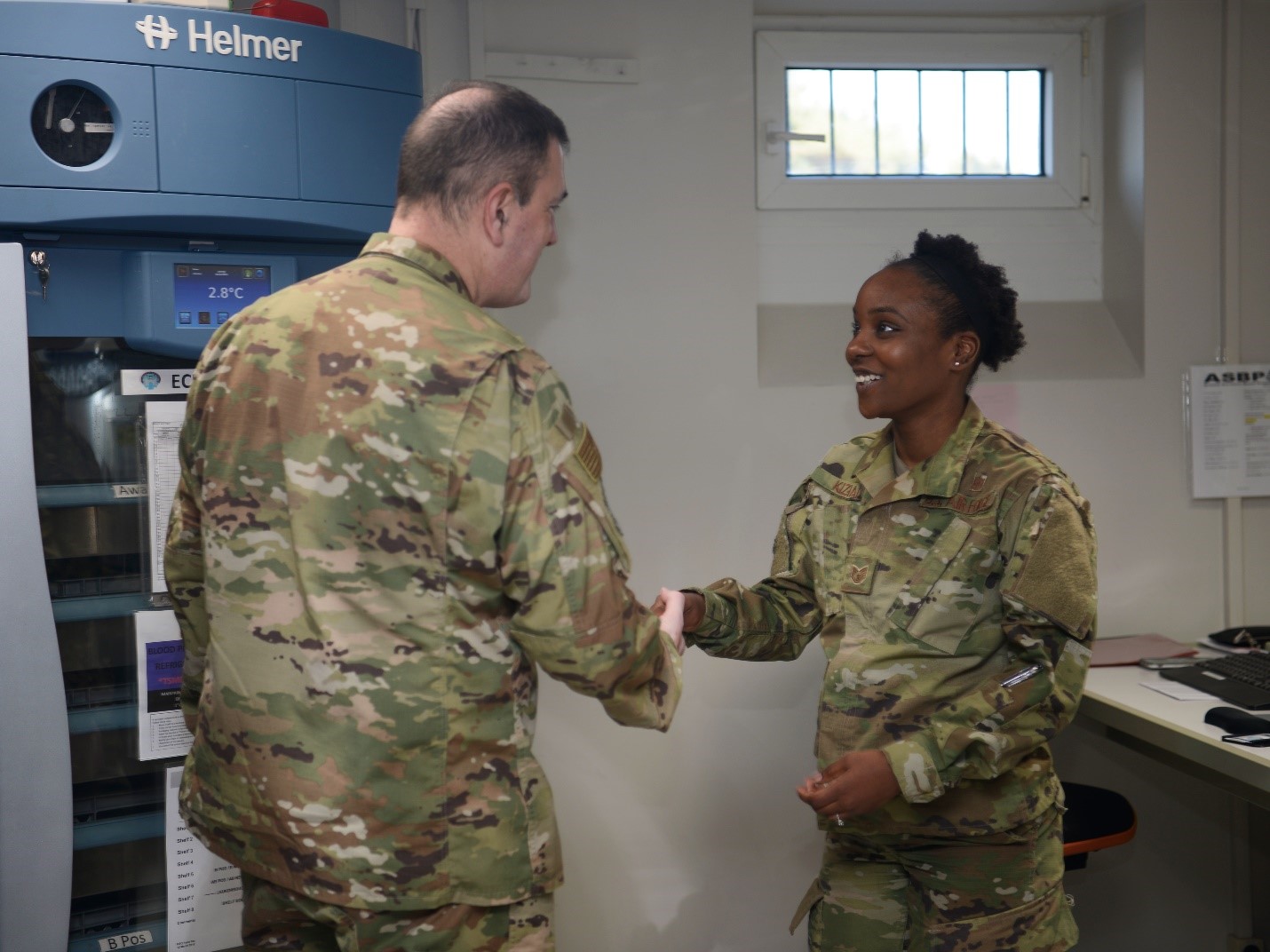 Airman who provides lifesaving blood receives Airlifter of ...