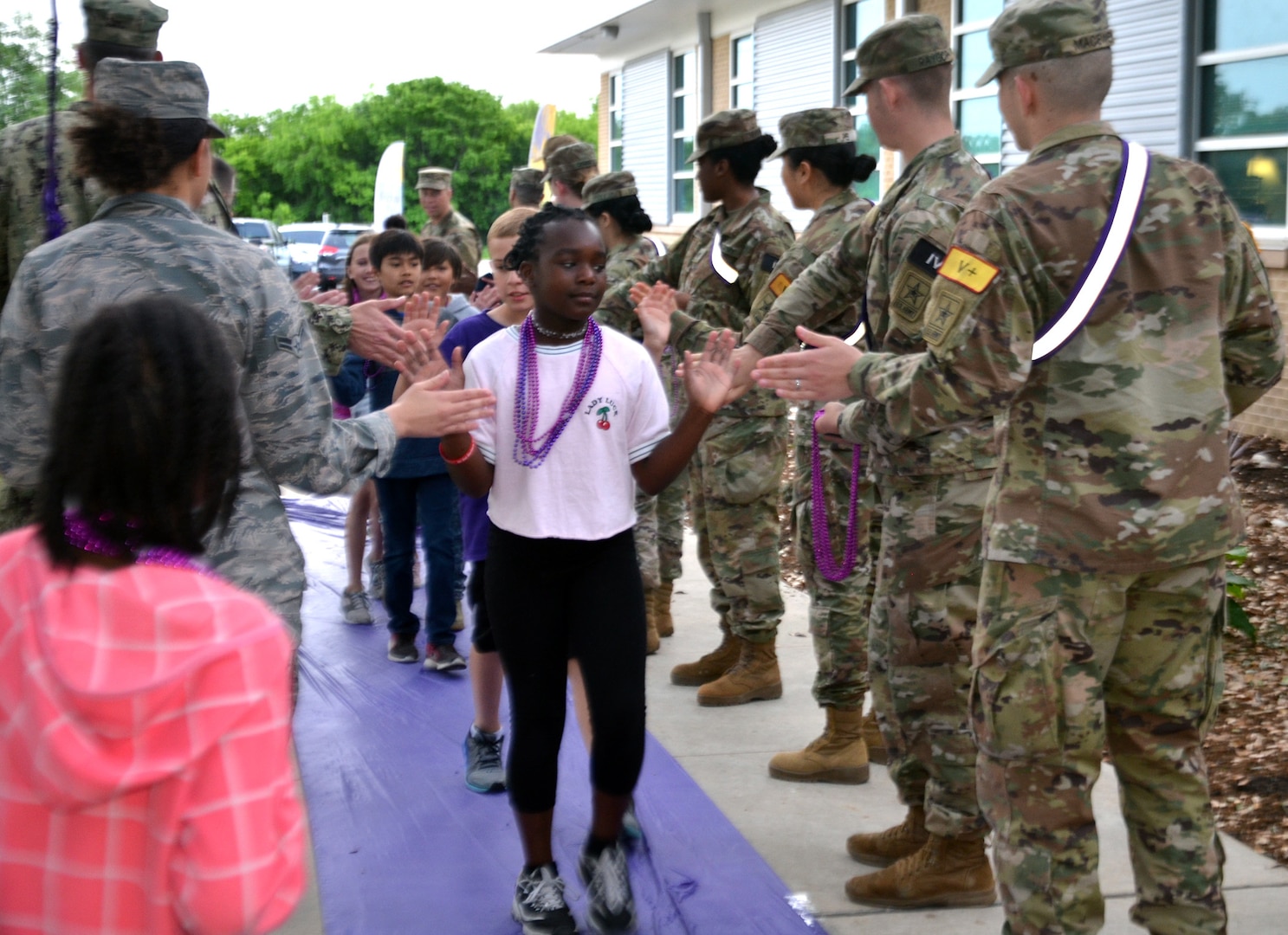 Joint Base San Antonio Greets Schoolchildren For ‘Purple Up! For ...