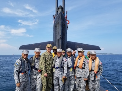 U.S. Navy Submarine Hosts Royal Thai Navy Dignitaries During Exercise Guardian Sea