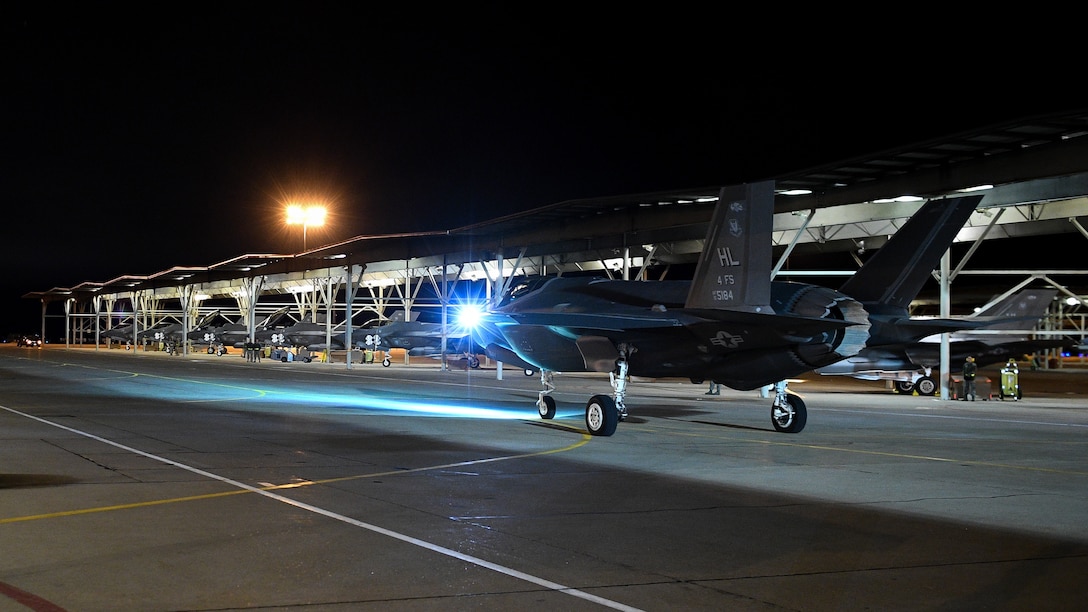 Airmen in the 388th and 419th Fighter Wings arrived at Al Dhafra Air Base in the United Arab Emirates this week to support the Air Force Central Command mission. (United States Air Force photo by R. Nial Bradshaw)