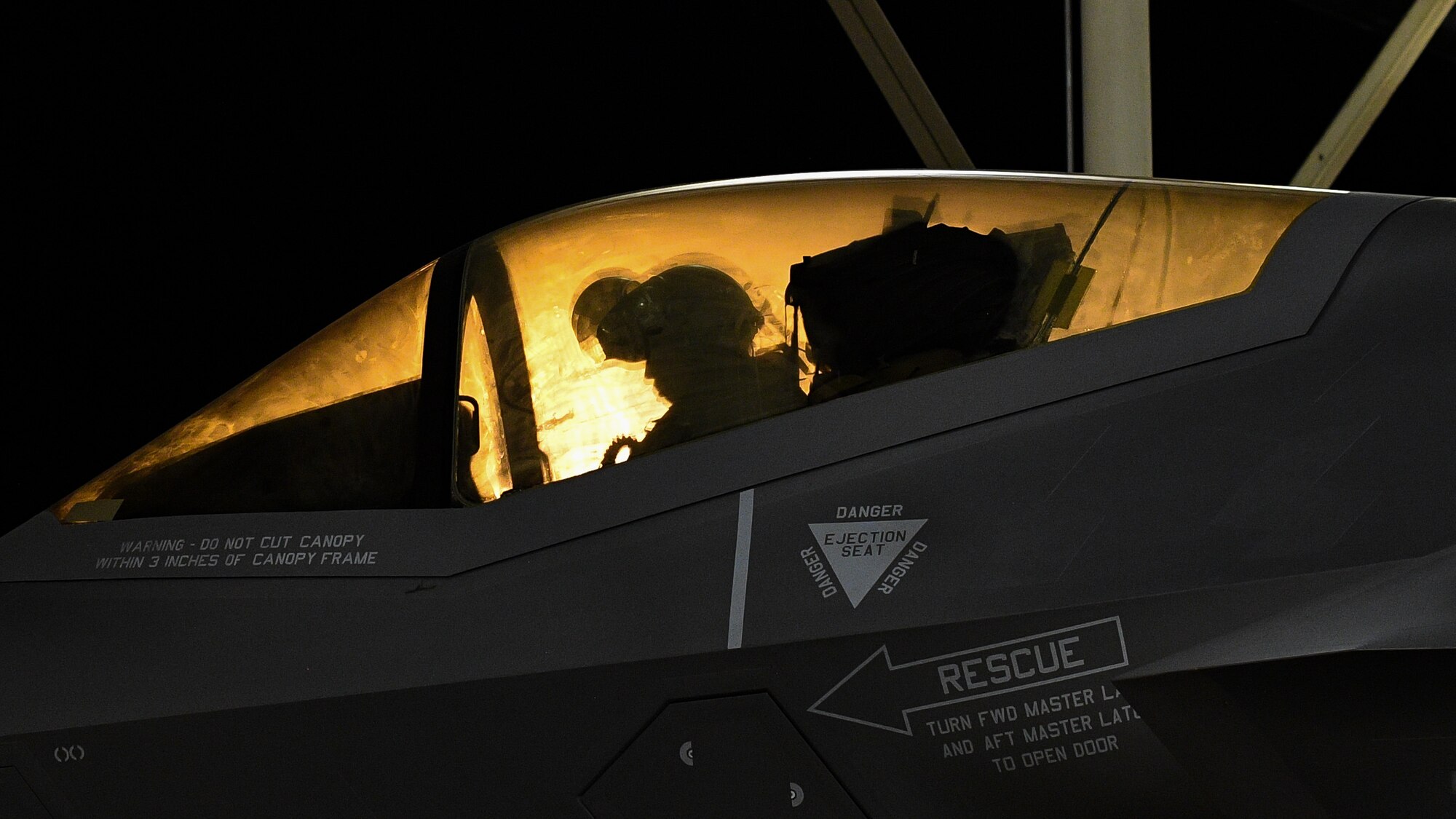 Airmen in the 388th and 419th Fighter Wings arrived at Al Dhafra Air Base in the United Arab Emirates this week to support the Air Force Central Command mission. (United States Air Force photo by R. Nial Bradshaw)