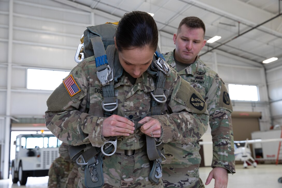 U.S. Army Reserve and National Guard Soldiers jump