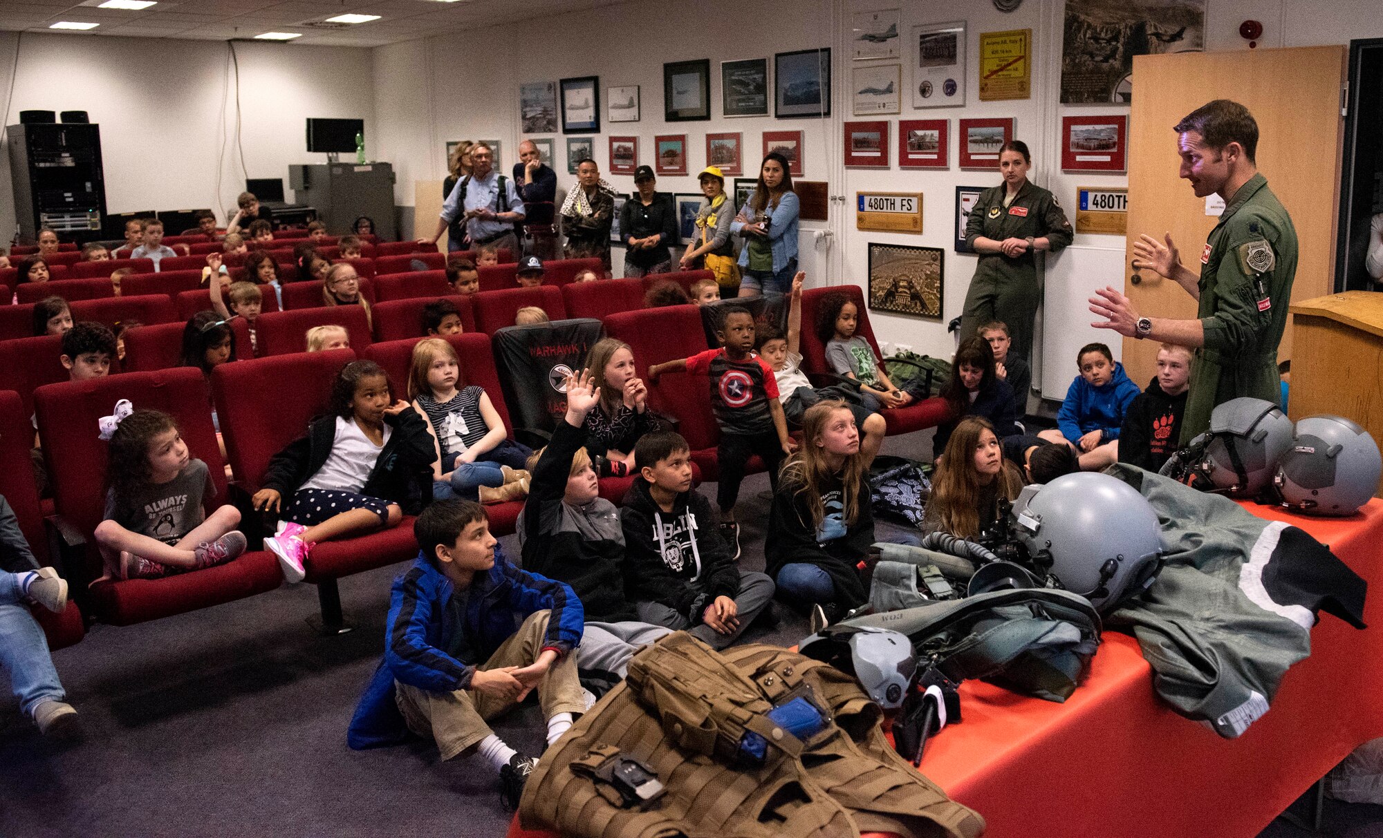 Spangdahlem Elementary School visits 480th FS