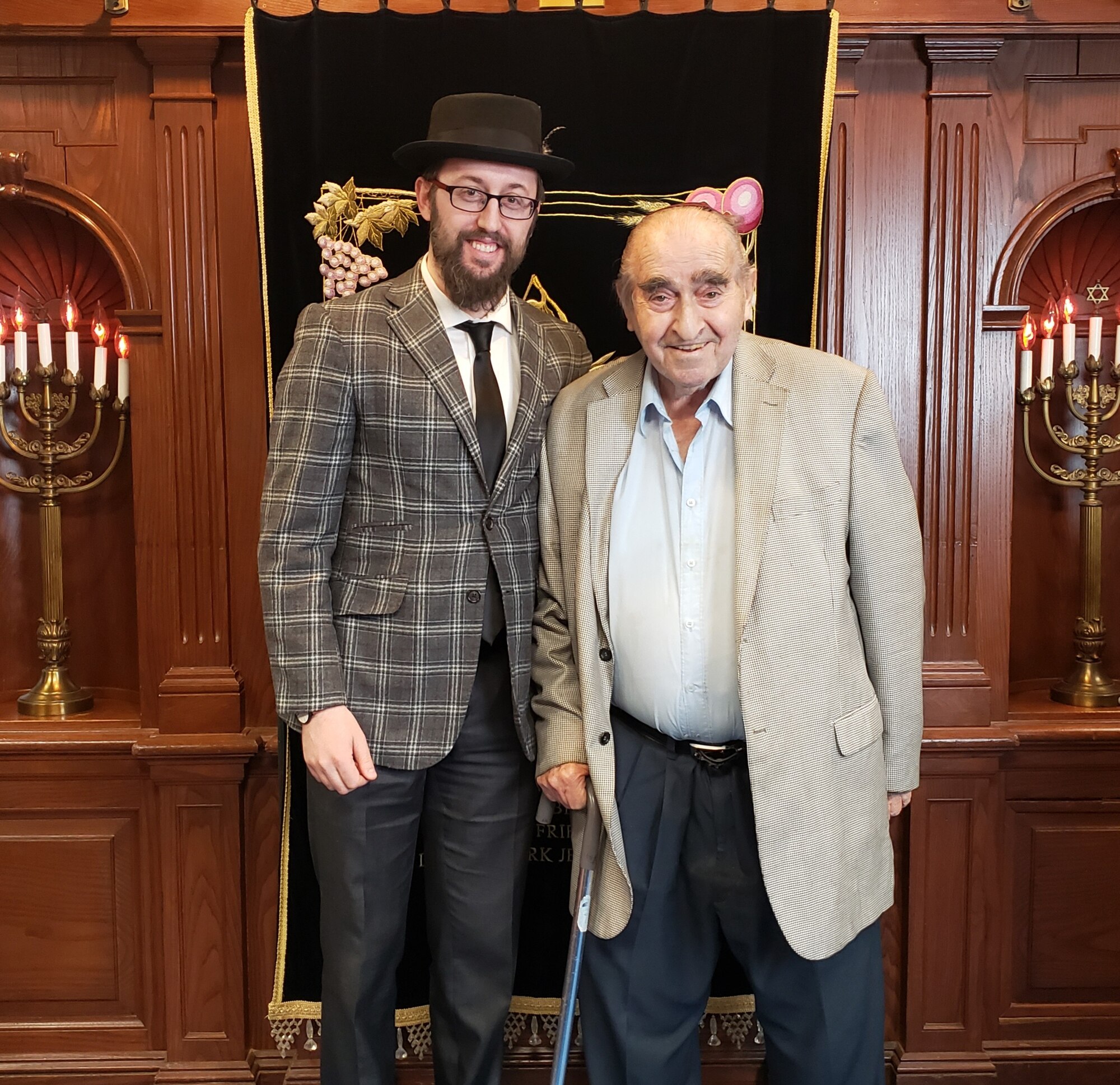Chaplain (Capt.) Levi Welton and Holocaust survivor Chaim Grossman