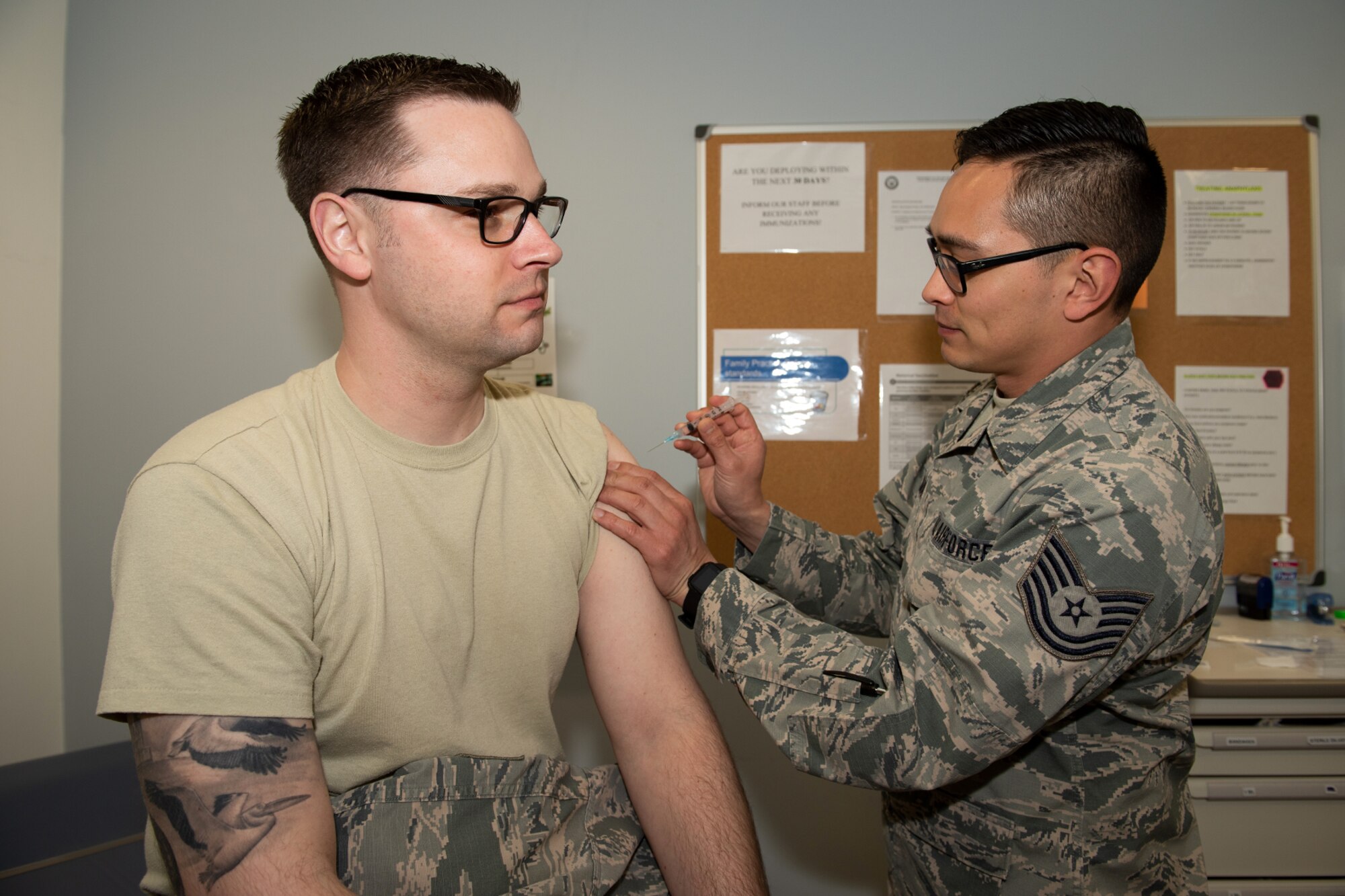 U.S Air Force Tech. Sgt. Ben Axman, 184th Medical Group aerospace medical technician, assigned to McConnell Air Force Base, Kan., practices medical procedures with Tech. Sgt. Robert Bell, 184th Medical Group medical technician, at RAF Alconbury, England, April 16, 2019. The 184th MDG worked closely with medical units at RAF Alconbury, RAF Croughton and RAF Lakenheath to improve total force medical capabilities. (U.S. Air Force photo by Airman 1st Class Jennifer Zima)