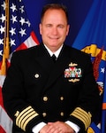 Matthews receives DSSM for achievements as commander, DLA Distribution Norfolk, Virginia