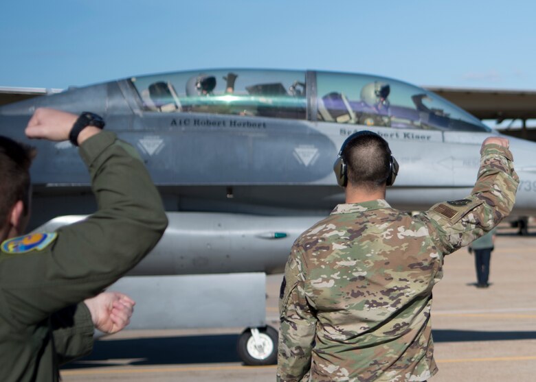 (U.S. Air Force photo by Staff Sgt. BreeAnn Sachs)