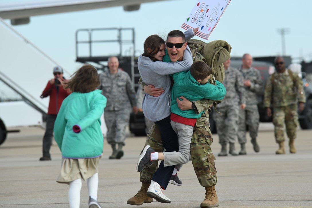 Airmen assigned to the 729th Air Control Squadron return home at Hill Air Force Base, Utah, April 29, 2019, after a 7-month Middle East deployment. While deployed, 729th ACS Airmen provided aircraft control and air surveillance across a 1.1 million square-miles of U.S. Air Force Central Command airspace. (U.S. Air Force photo by R. Nial Bradshaw)