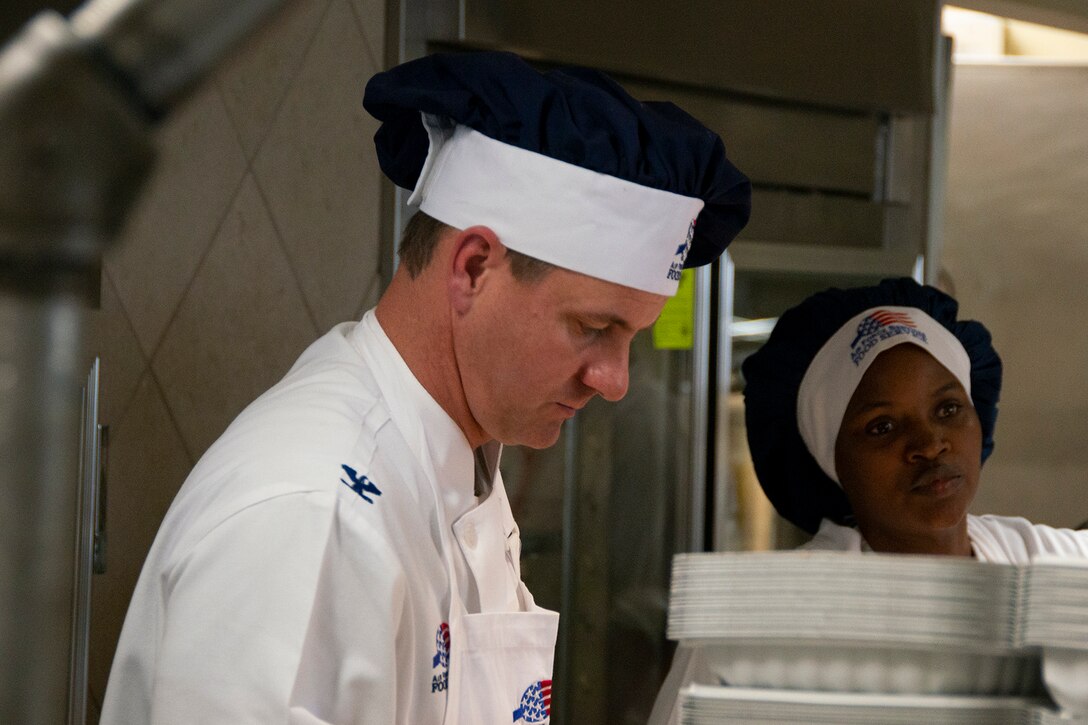 Jett "fuels" the people