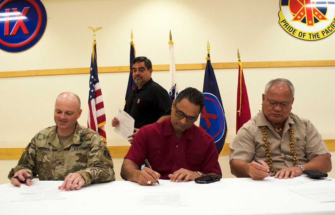 Army Reserve signs MOU with local police force in American Samoa