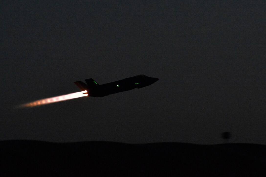 A photo of an F-35A Lighting II.