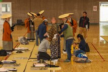 US Marines experience traditional Japanese culture