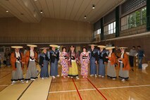 US Marines experience traditional Japanese culture