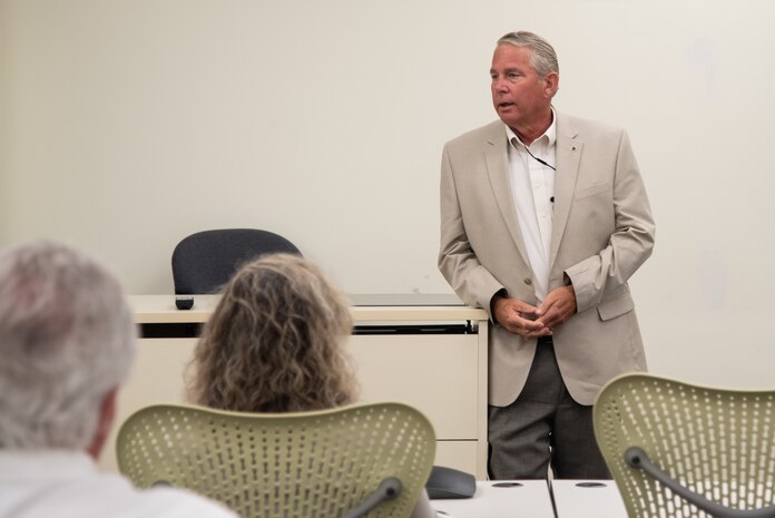 Boyce Ross, the acting deputy commander (civilian) of the U.S. Army Engineering and Support Center, Huntsville, welcomes more than 70 contractors and government employees attending a one-day joint workshop in Huntsville, Alabama, July 25, 2019. Ross also serves as Huntsville Center’s director of Engineering. The group included representatives from the 13 energy-service companies that fall under Huntsville Center’s Energy Savings Performance Contracting Indefinite Delivery/Indefinite Quantity Multiple Award Task Order.