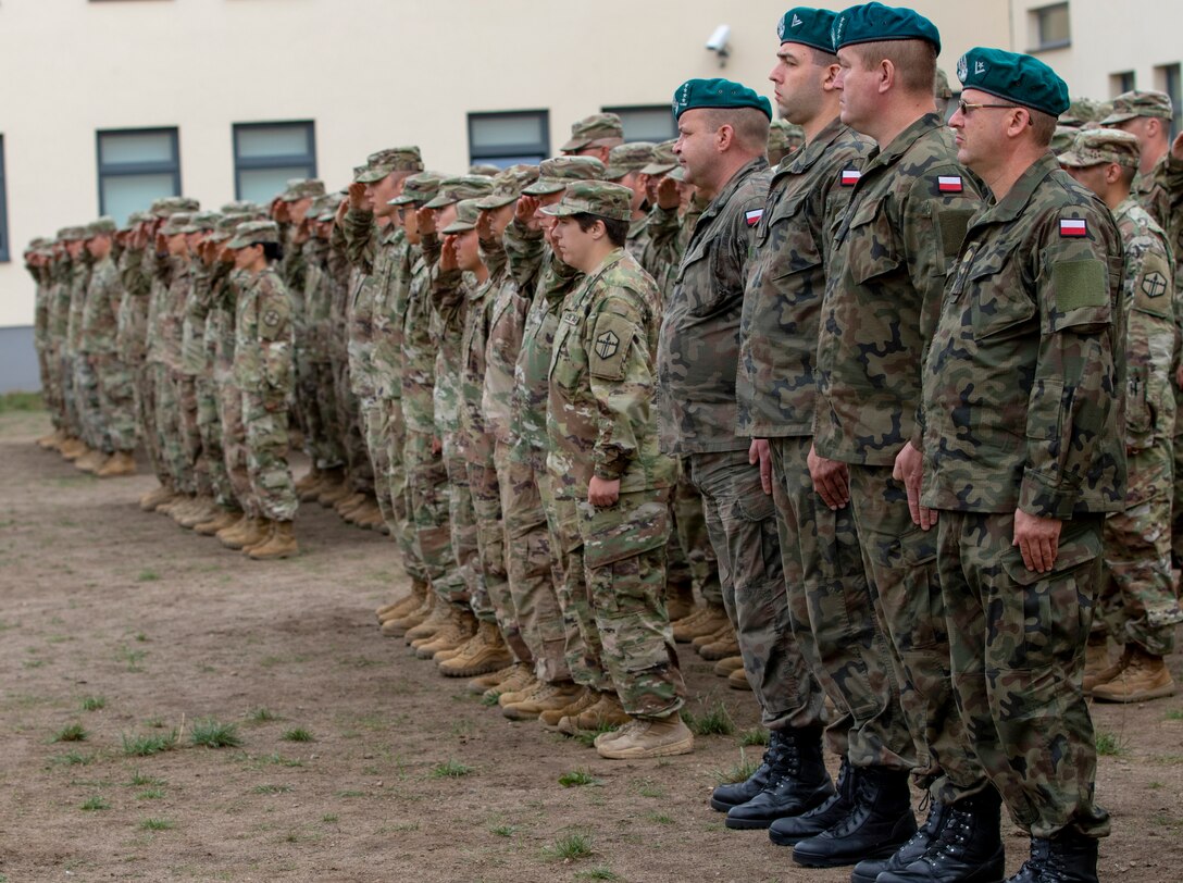 U.S. Reserve Soldiers engineer bonds with Polish forces during Resolute Castle 2019