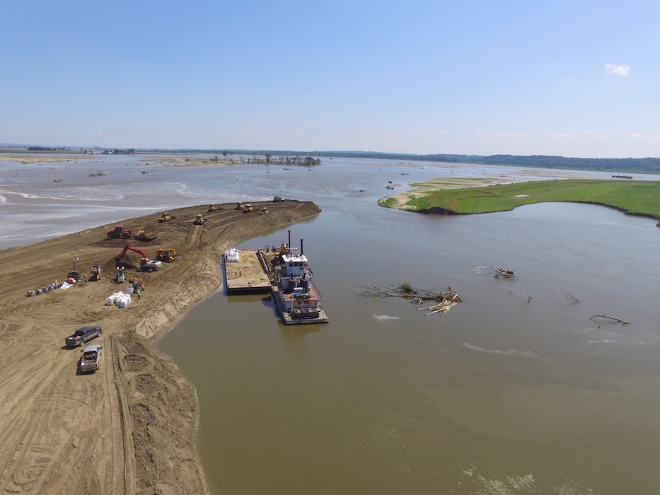 Aerial view showing progress of USACE contractors performing work on Levee L550 Aug. 3, 2019.