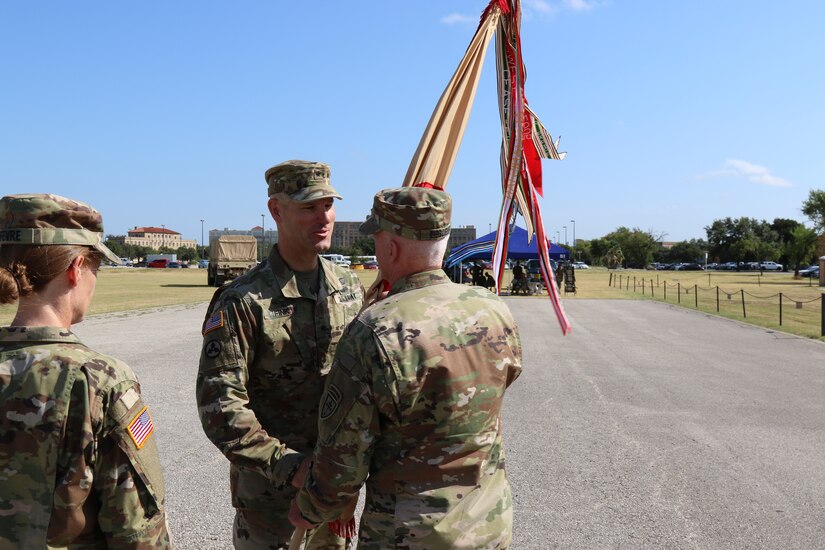 The 4th ESC bids farewell to a commanding general