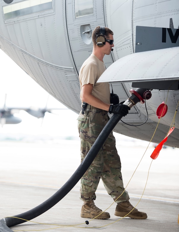 A Day on the Flightline with Fuels Specialist > 133rd Airlift Wing