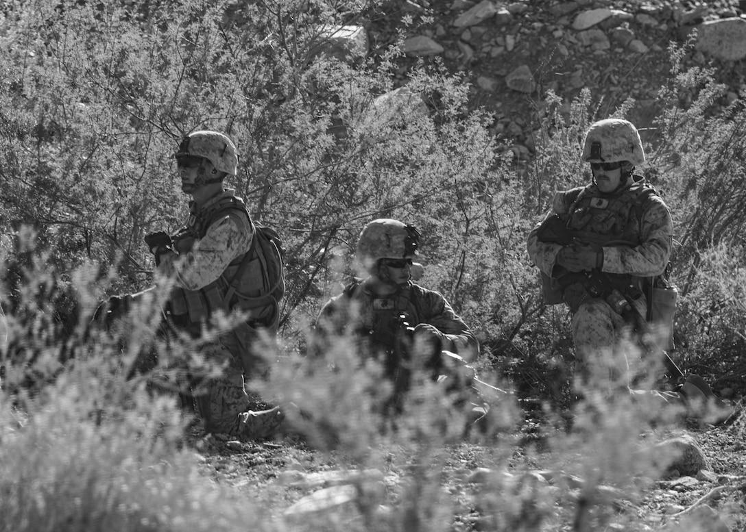 U.S. Marines with 1st Battalion, 25th Marine Regiment, 4th Marine Division, prepare to engage simulated hostiles at Range 400 during Integrated Training Exercise 5-19 at Marine Corps Air Ground Combat Center Twentynine Palms, Calif., Aug. 5, 2019. Reserve Marines with 1/25 participate in ITX to prepare for their upcoming deployment to the Pacific Region. (U.S. Marine Corps photo by Lance Cpl. Jose Gonzalez)