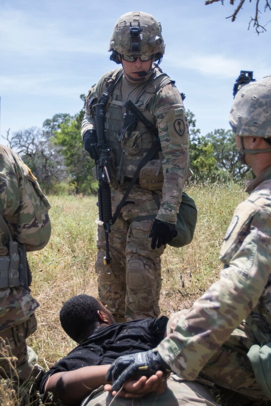 Military Police Soldiers’ Energy Remains High During Training