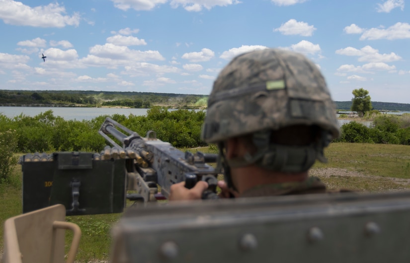 Military Police Soldiers’ Energy Remains High During Training