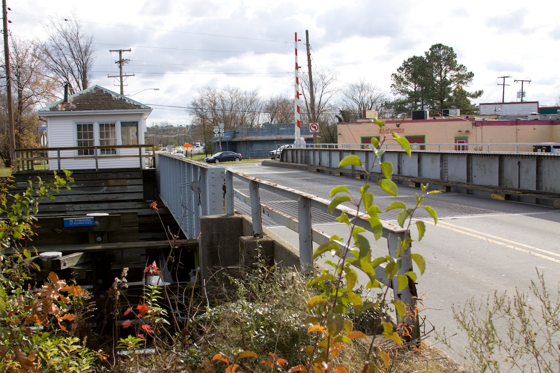 Built in 1934, Deep Creek Bridge is a federally owned and operated facility. The bridge passes over the Dismal Swamp Canal where U.S. Route 17 crosses in Chesapeake, Va. (Official U.S. Army Photo by Patrick Bloodgood)