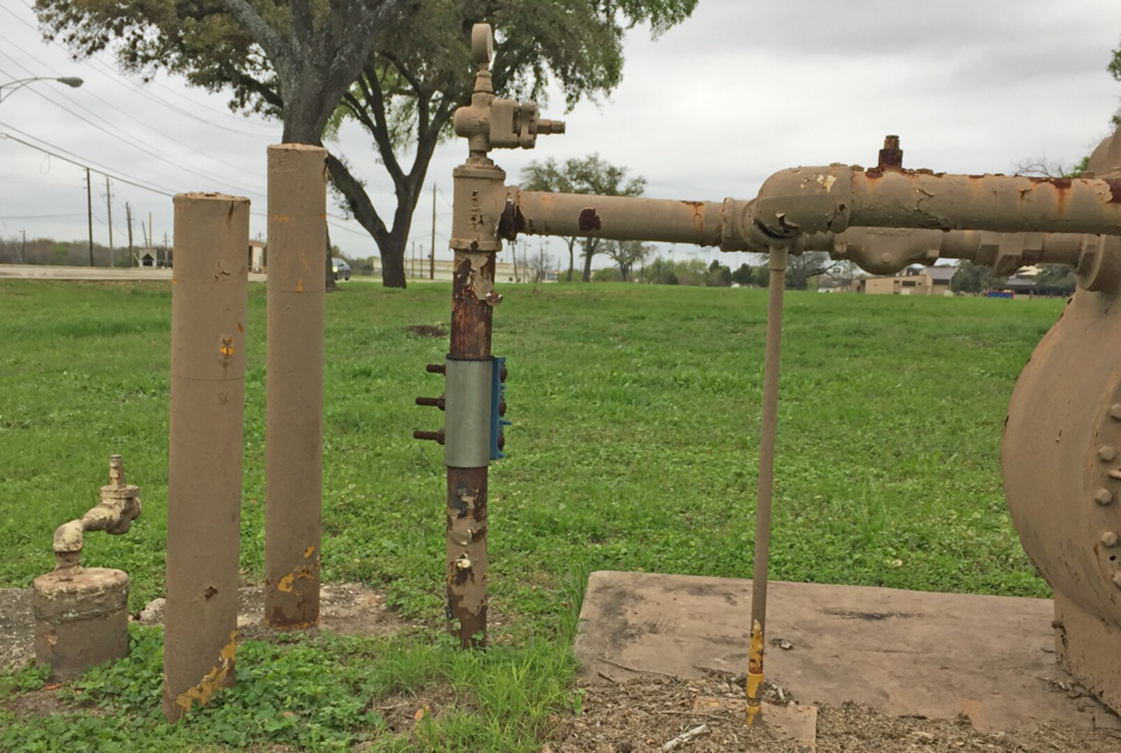 corroded natural gas pipes