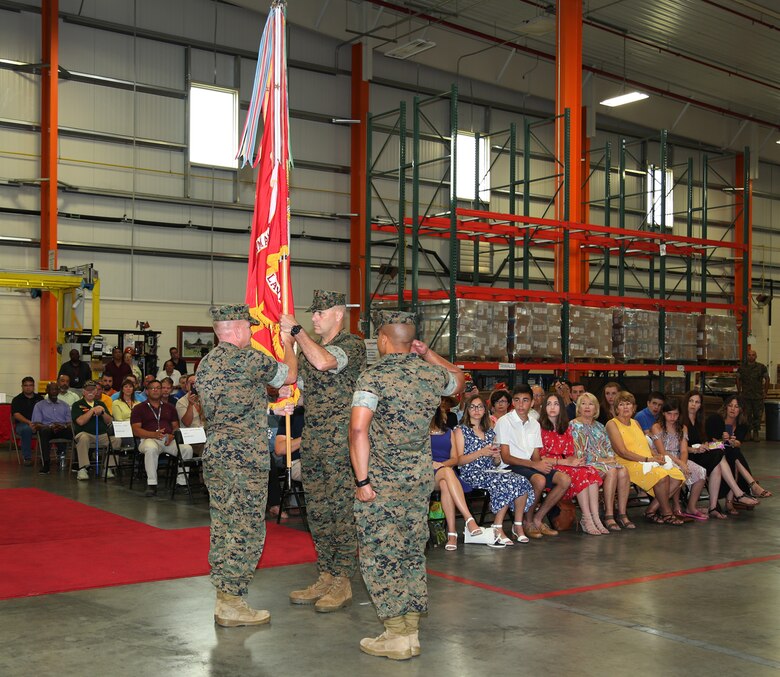 Blount Island Command Welcomes New Commanding Officer During Ceremony