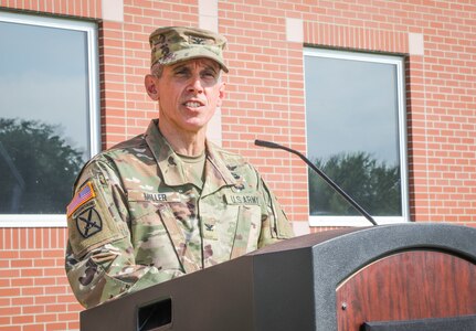 Missouri Reserve Unit Changes Commanders