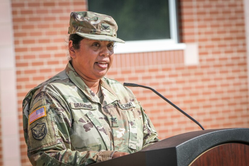 Missouri Reserve Unit Changes Commanders