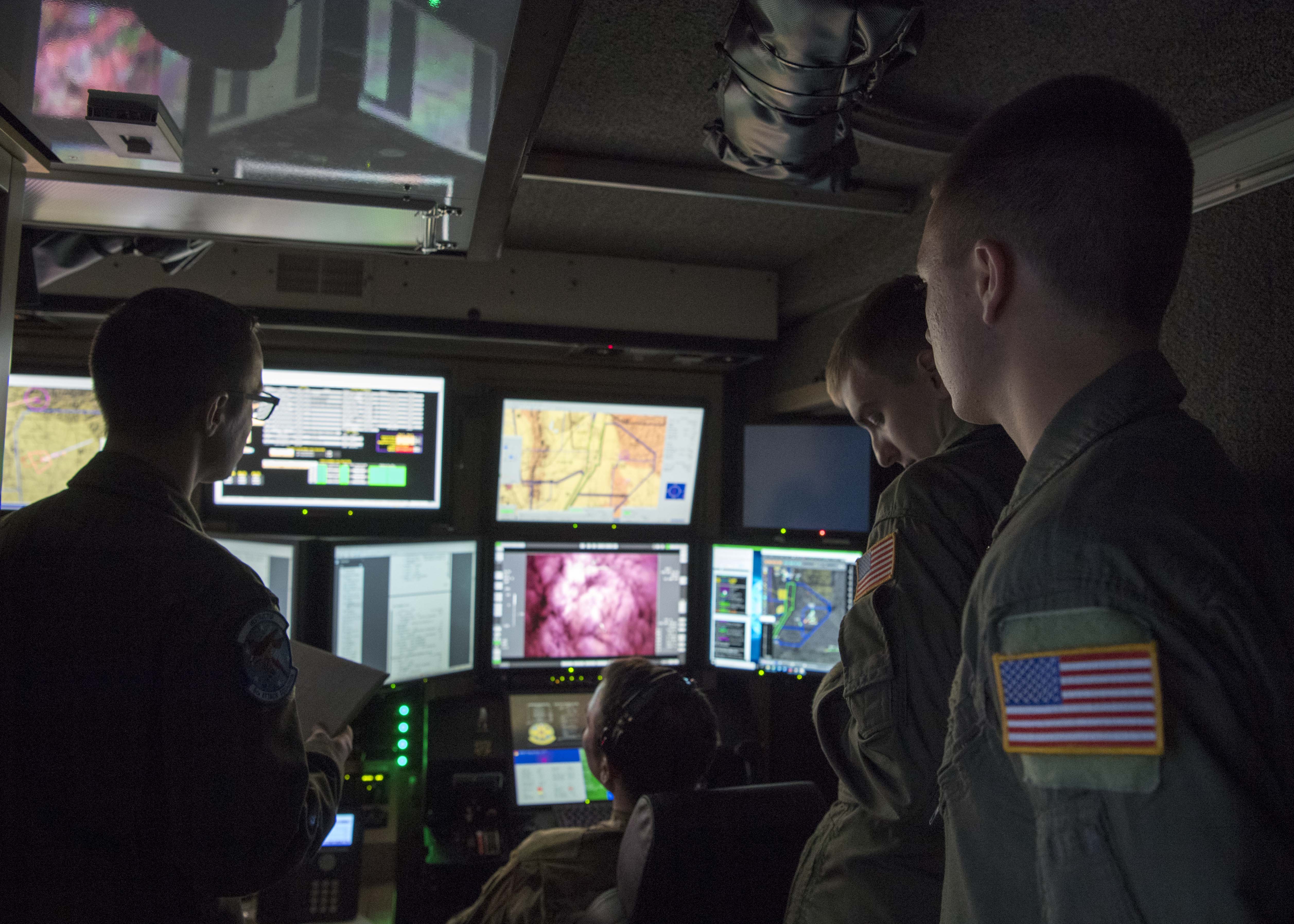 University of Michigan ROTC cadets tour 49th Wing > Holloman Air Force ...