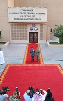 190819-N-KZ419-1061 MANAMA, Bahrain (Aug. 19, 2019) His Majesty, King Hamad bin Isa Al Khalifa, the King of the Kingdom of Bahrain, left, and Vice Adm. Jim Malloy, commander of U.S. Naval Forces Central Command, U.S. 5th Fleet, right, pose for a photo during a visit to discuss operations in the U.S. 5th Fleet area of operations. The King was accompanied by two of his sons, His Highness Maj. Gen. Shaikh Nasser bin Hamad Al-Khalifa, commander of the Bahraini Royal Guard, and His Highness Lt. Col. Shaikh Khaled bin Hamad Al Khalifa, commander of the Bahraini Royal Guard Rapid Intervention Force along with other top Bahraini military leaders. Bahrain has been a partner with the United States in regional maritime security for more than 70 years. (U.S. Navy photo by Mass Communication Specialist 3rd Class Dawson Roth/Released)