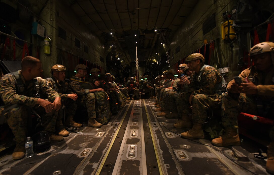 39th Airlift Squadron hits west coast skies, drops 200 Marines