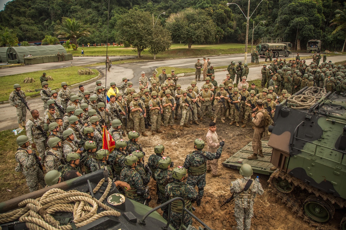 Marines gather for a safety brief.