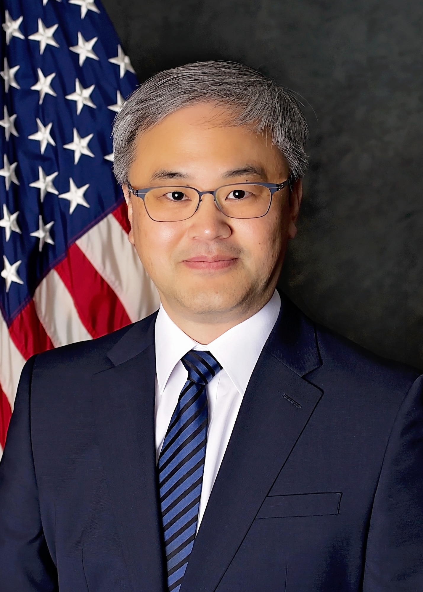 Dr. James Joo, AFRL Aerospace Systems Directorate Advanced Structural Concepts team lead, received the Engineer/Scientist of the Year award from the Society of Asian Scientists and Engineers for his work with advanced aircraft structural concept designs. (U.S. Air Force photo)