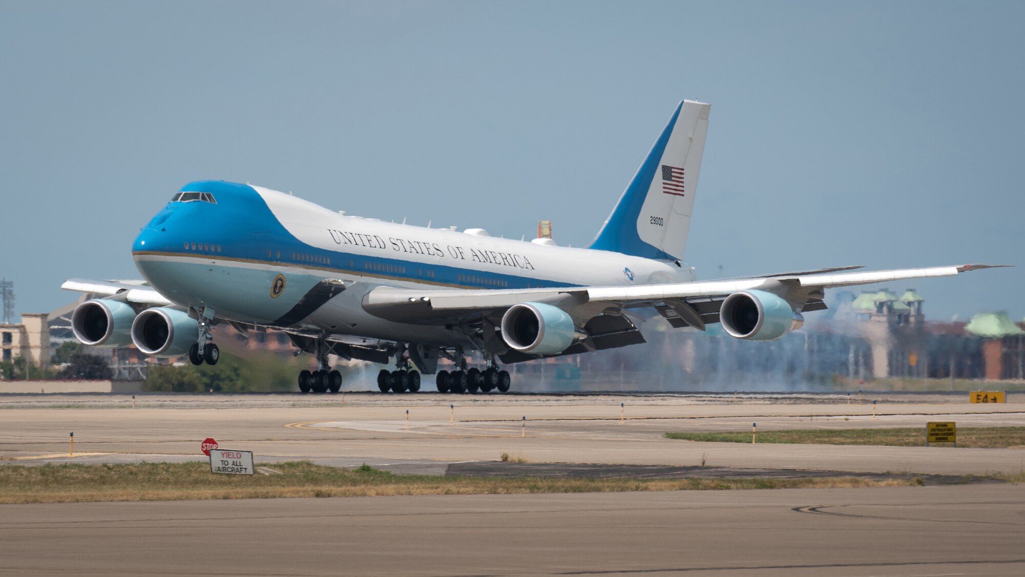 President Donald Trump arrives at the Kentucky Air National Guard Base in Louisville, Ky., aboard Air Force One on Aug. 21, 2019. Trump was in town to speak at an AMVETS convention and attend a fundraiser for Kentucky Gov. Matt Bevin’s re-election campaign. (U.S. Air National Guard photo by Dale Greer)