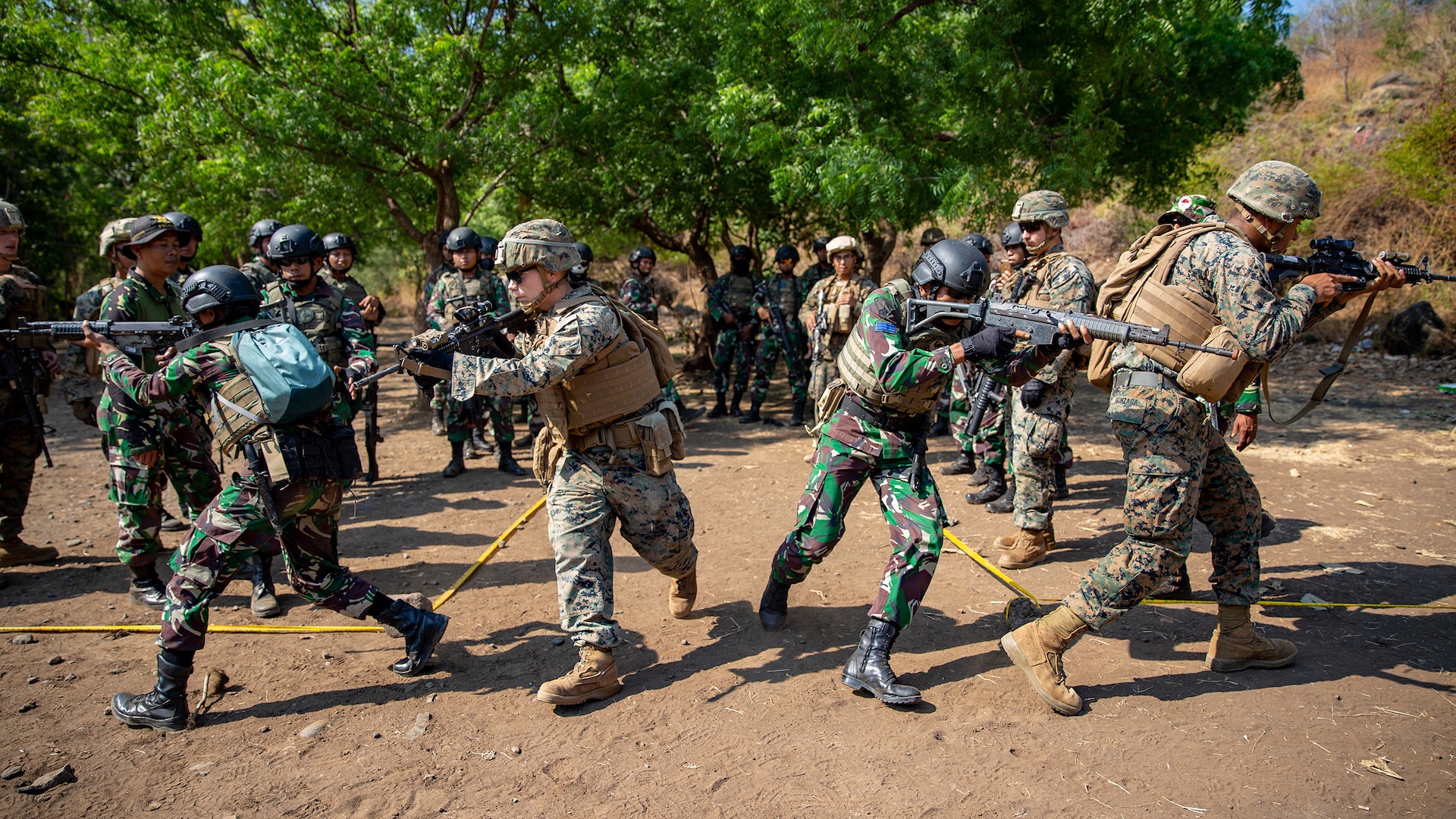 Indonesian, U.S. Marines Enhance Strong Military Relationship