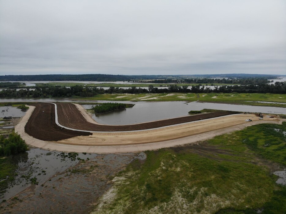 Documentation showing USACE Omaha District progress at levee L611-614 near Council Bluffs, Iowa Aug. 25, 2019