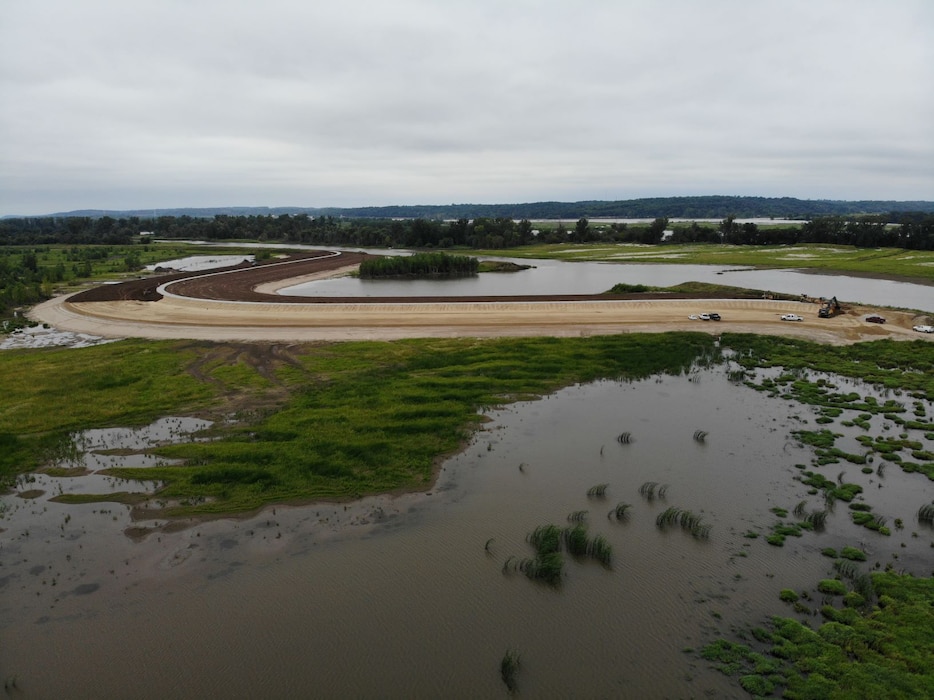 Documentation showing USACE Omaha District progress at levee L611-614 near Council Bluffs, Iowa Aug. 25, 2019