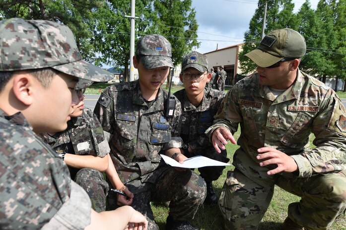 Pacific Defender Outreach 19-1 Builds Cohesive Joint Force