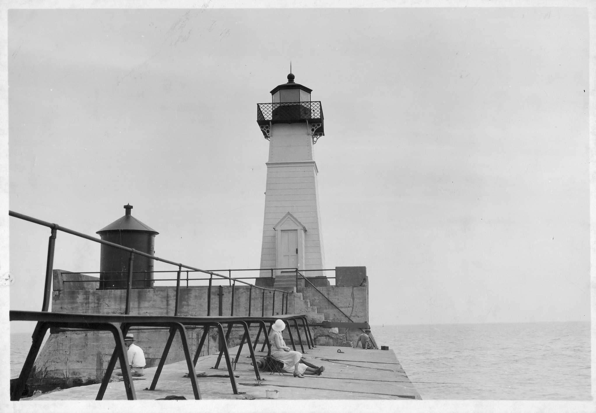 Huron Harbor Light 1933