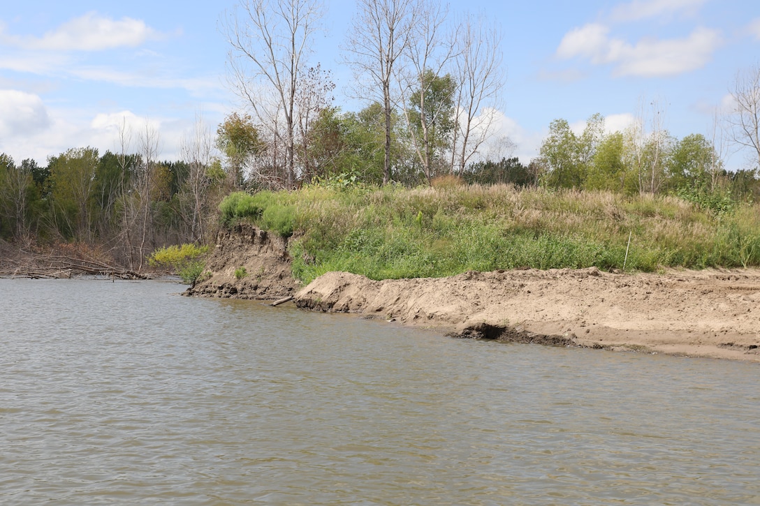 Progress on Levee L550 near Watson, Missouri Aug. 23, 2019.