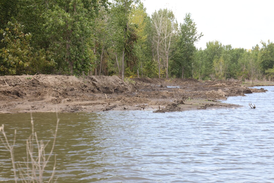 Progress on Levee L550 near Watson, Missouri Aug. 23, 2019.