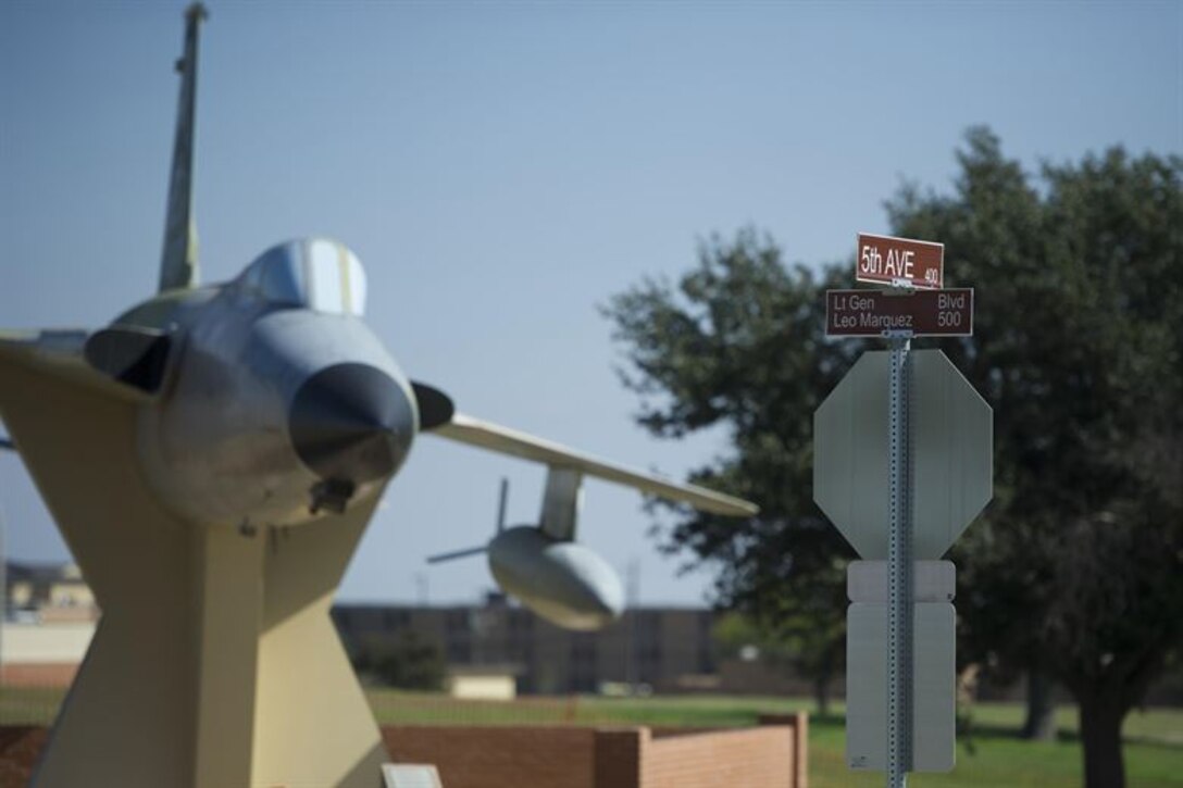 Static aircraft display