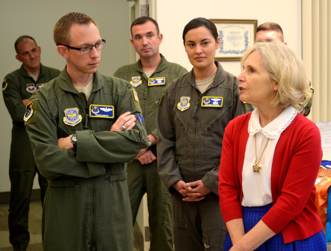 DLA Troop Support flag room supervisor Linda Farrell, right, speaks to students from the U.S. Air Force Expeditionary Operations School during a tour August 26, 2019 in Philadelphia. The students toured DLA to get an overview of the agency’s services and mission.