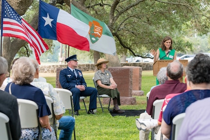 Catherine Robb, Lyndon B. Johnson’s granddaughter, speaks at the Lyndon B. Johnson Birthday Observance Wreath-Laying Ceremony Aug. 27 at the LBJ National Historical Park at Johnson City, Texas. The annual event honors what would have been Johnson’s 111th birthday.