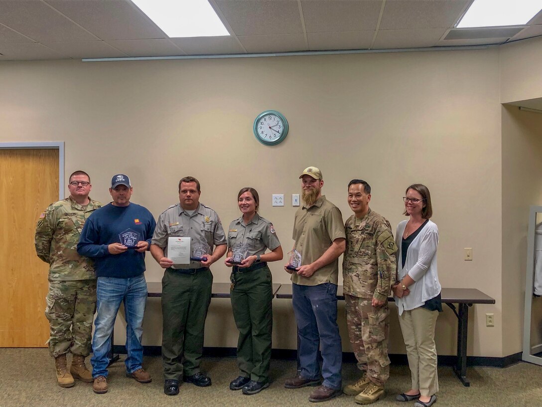 Mississippi Valley Division Commander Maj. Gen. Mark Toy presented the MVD Star of Life Award to St. Louis District’s Rivers Project Office employees Jason Thompson, Jason Welch, Justin Redshaw, and Katelynn Dearth for their quick response and teamwork on July 13, 2019 that led to the rescue of a paddler in distress on the upstream side of Melvin Price Locks and Dam in Alton, Ill. Due to the many hazards of paddling on the Mississippi River and around locks and dam, the Rivers Project has an extensive outreach program dedicated to educating the public about how to safely recreate on the Mississippi River. The Star of Life Award recognizes Mississippi Valley employees who played an essential role in saving the life of someone on Division lands and waters. #BuildingStrong and #TakingCareofPeople